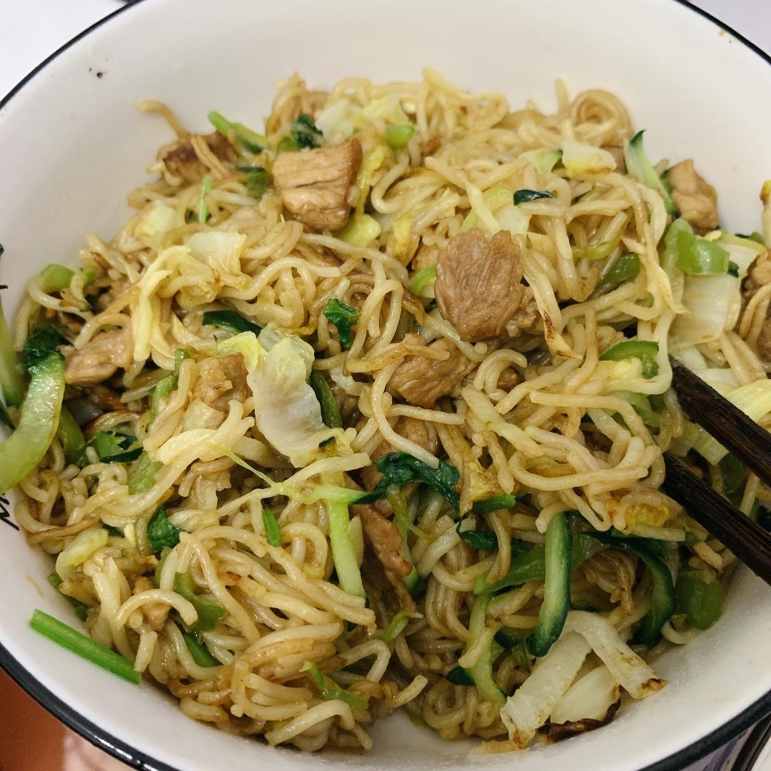 豉油皇炒面，最详细的教程，家常做法