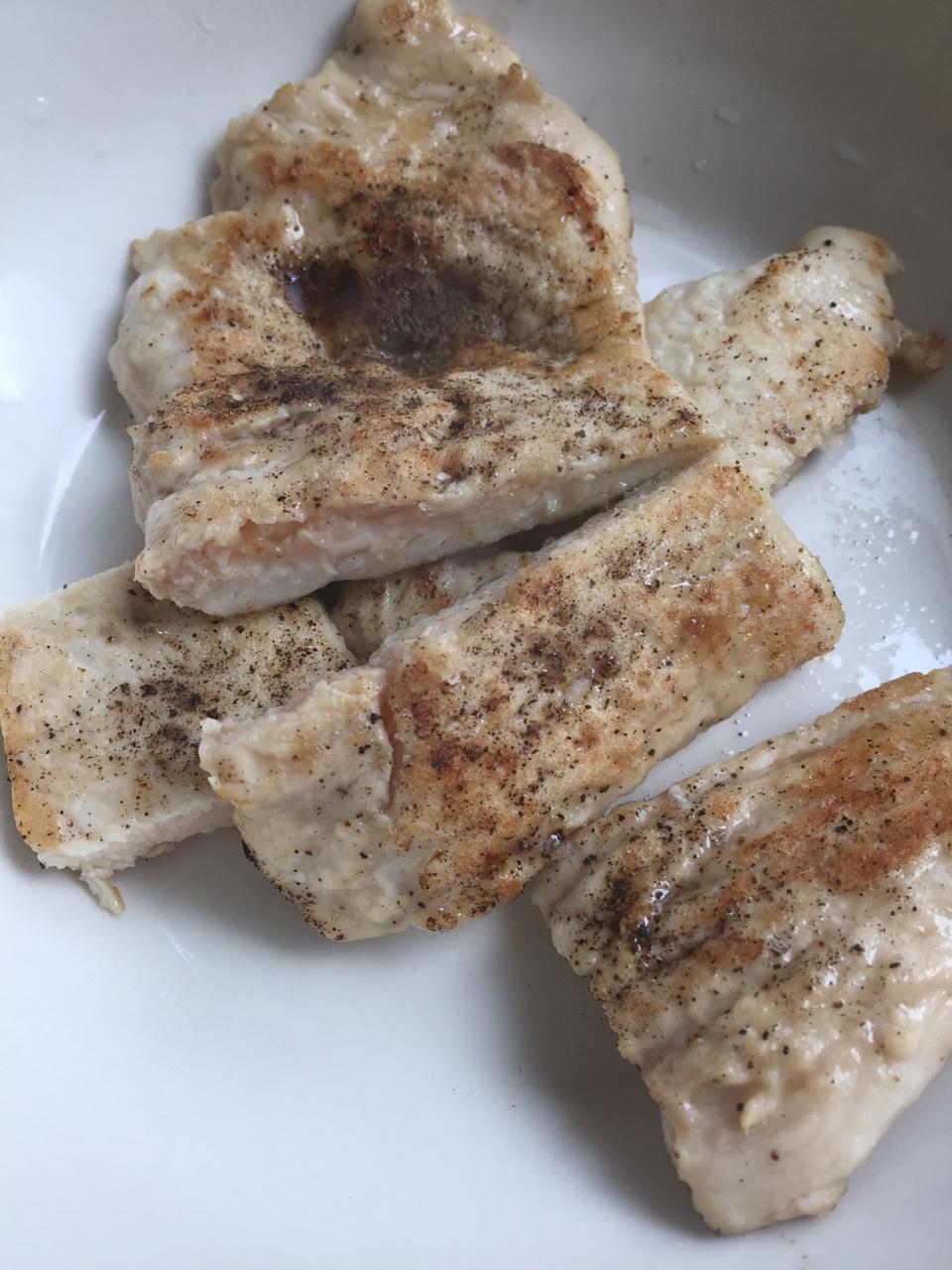 无油煎鸡胸