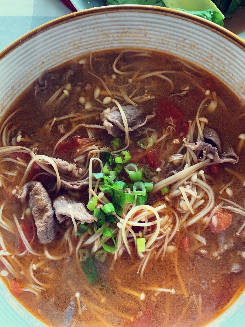 番茄肥牛金针菇