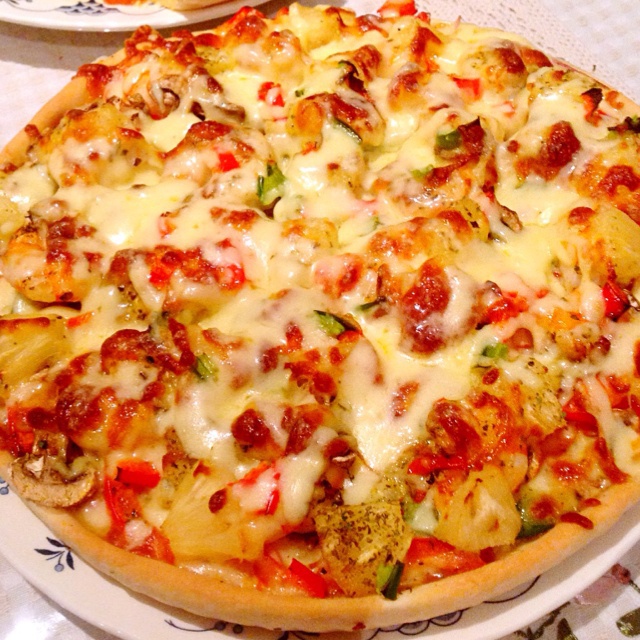 吃饱了睡做的厚底鲜虾培根披萨