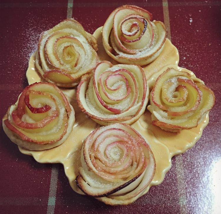 烤玫瑰苹果花的做法