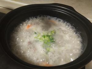 牛肉鲜虾砂锅粥的做法 步骤10