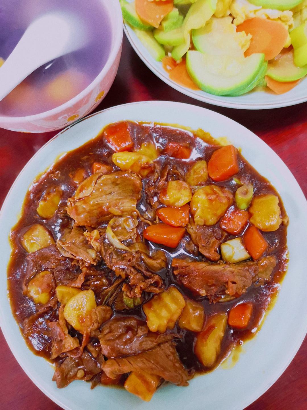 🔥巨下饭，软糯入味！比肉还好吃的红烧土豆