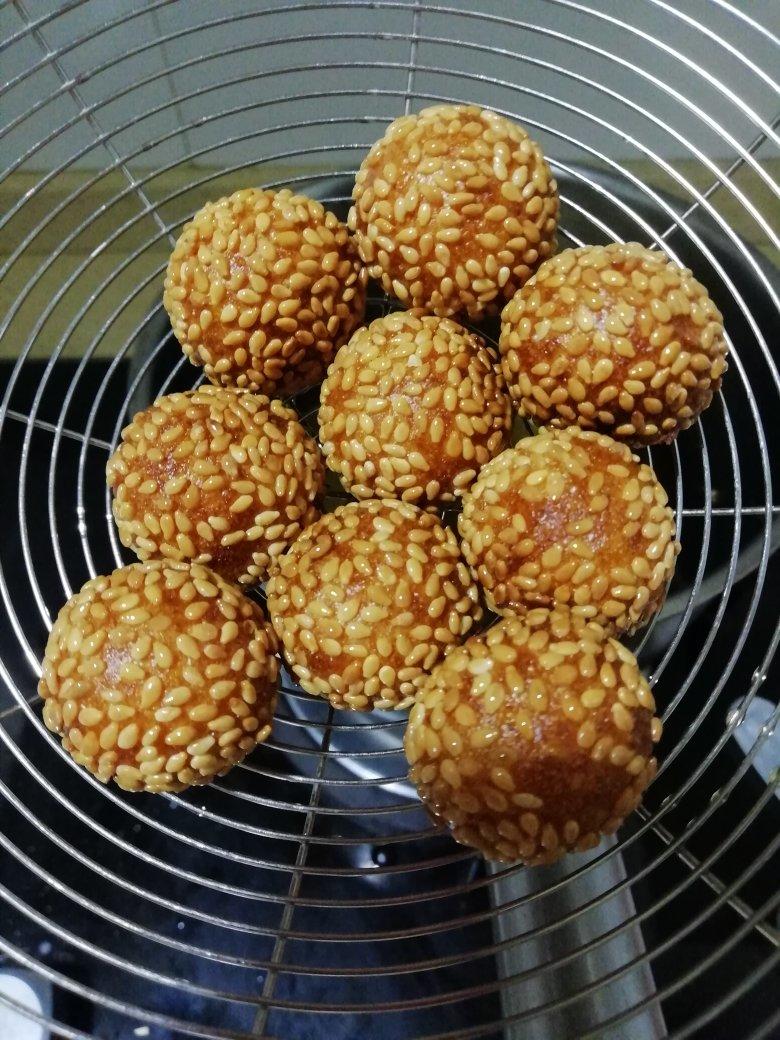 “南瓜芝麻球”聚餐必做小点心