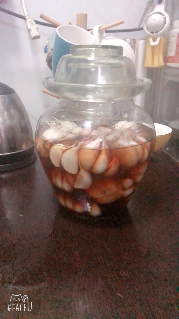 厨师长教你：“糖蒜”的家常做法，开胃解暑味道很赞，先收藏起来