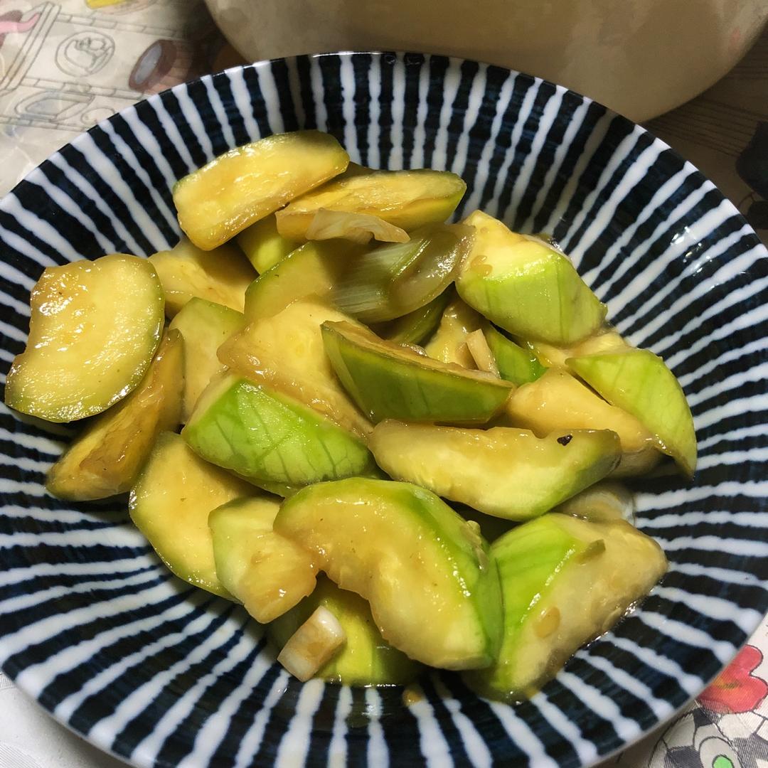 西葫芦素炒快吃