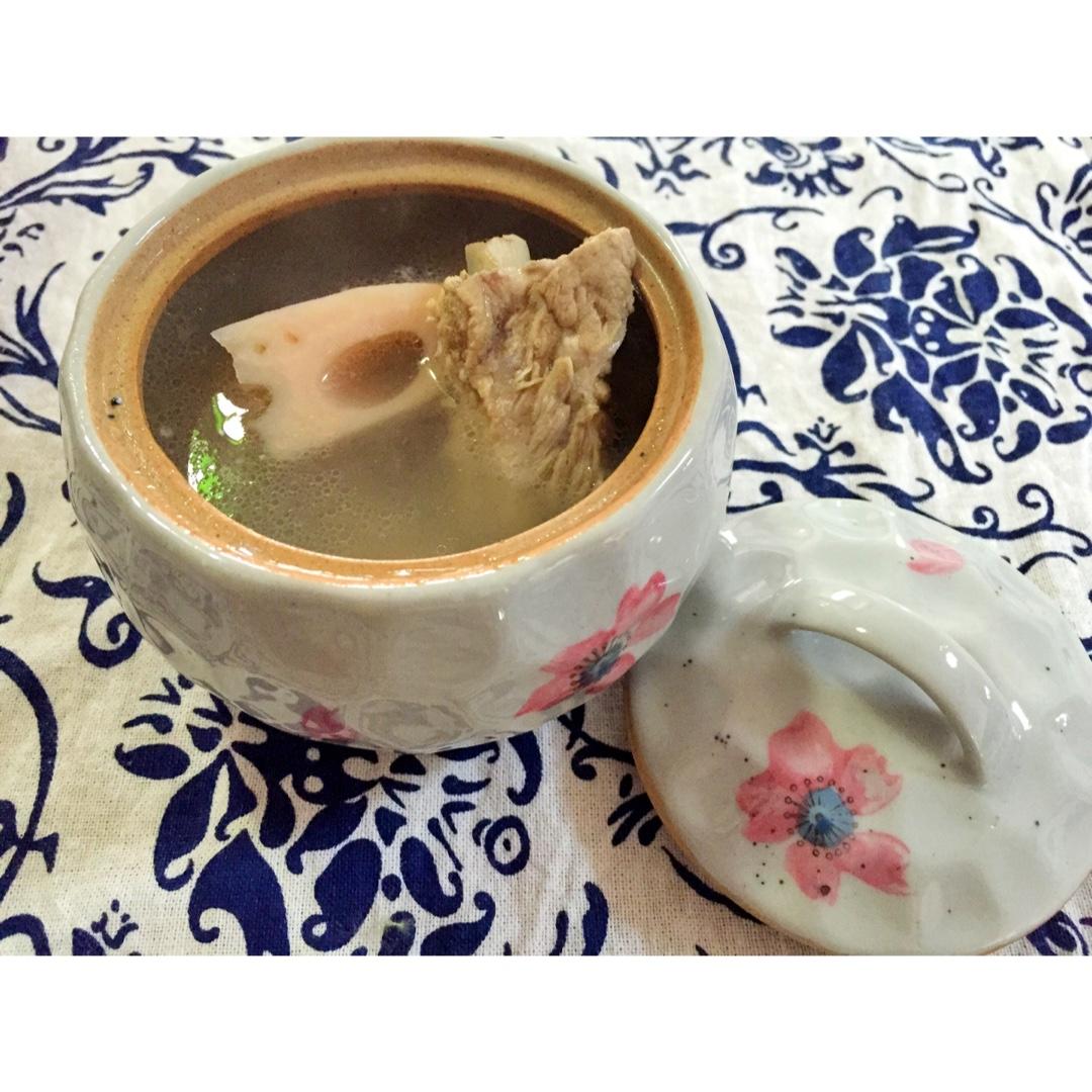 莲藕排骨汤
