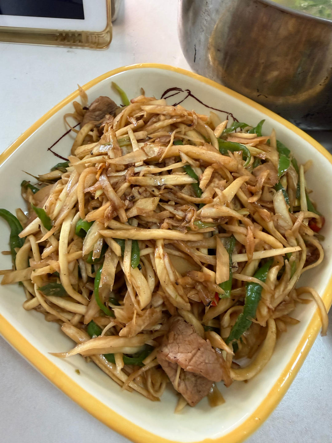 茭白这样做百吃不厌，茭白炒肉