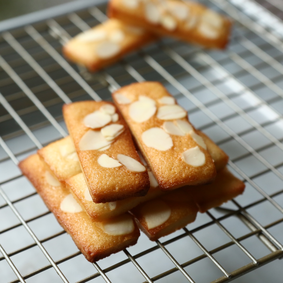费南雪（Financier Cakes）
