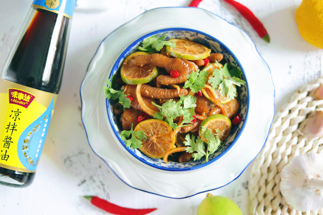 鲜爽开胃｜柠檬酸辣鸡爪