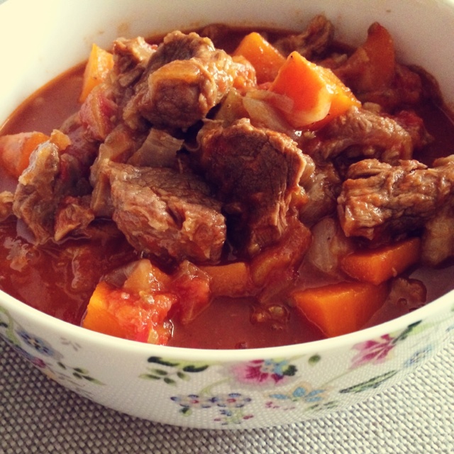 番茄牛腩煲