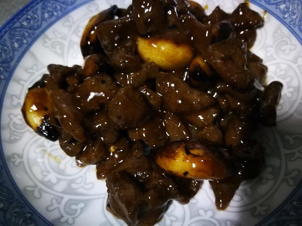 黑蒜子牛肉粒
