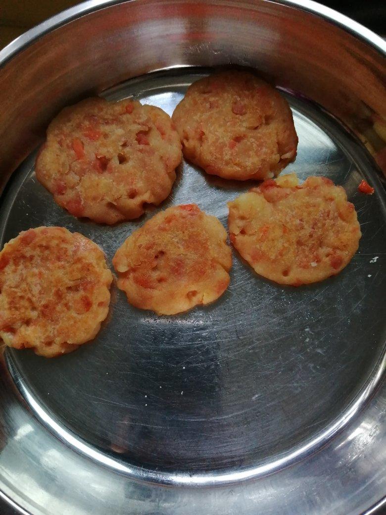 不加一滴水，外酥里嫩的香煎土豆饼❗️