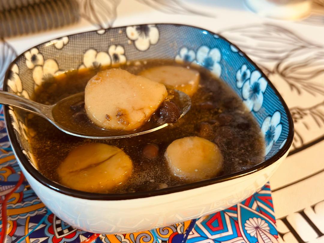 比奶茶还好喝的奶香芋头红豆汤