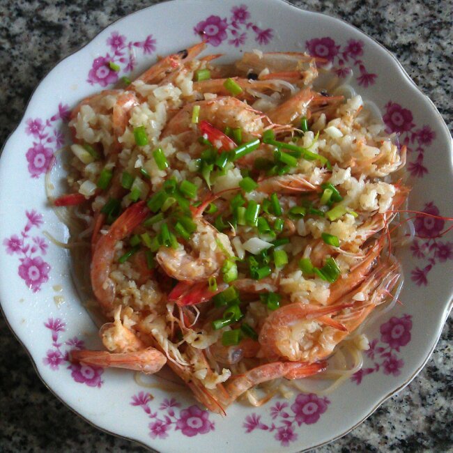 蒜蓉粉丝蒸大虾