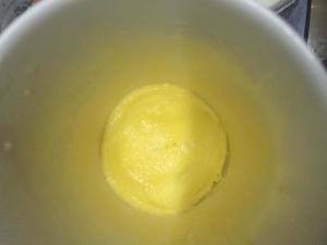 蜂蜜柠檬蛋糕(微波炉版)的做法 步骤5