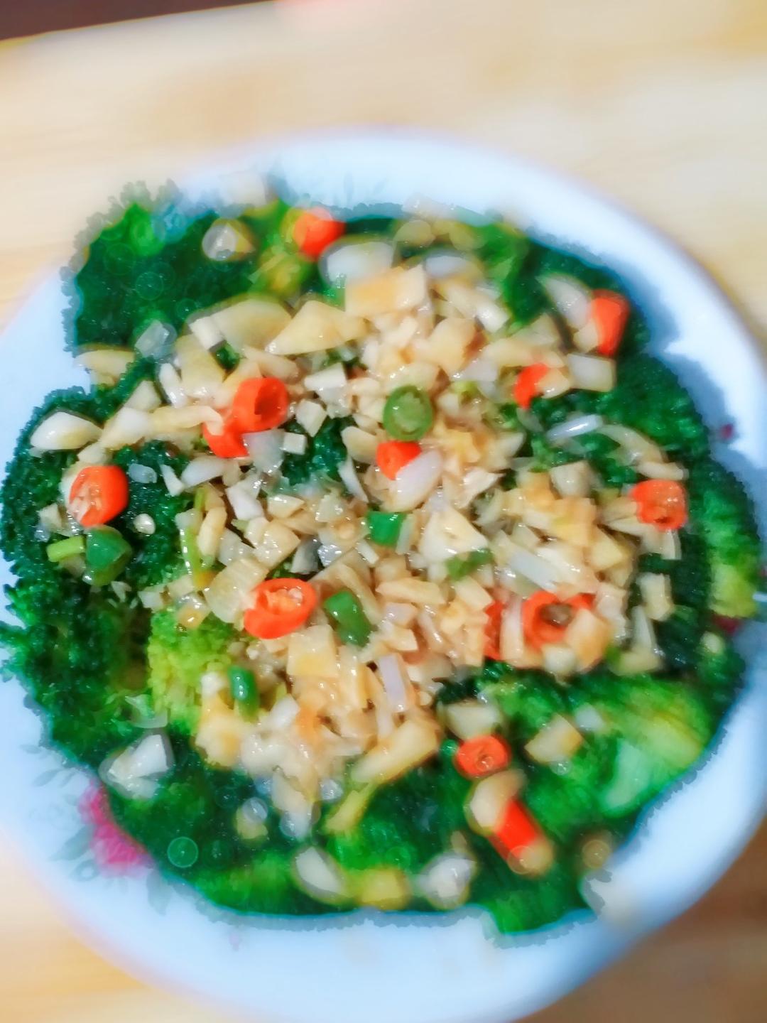 蒜蓉西兰花（油泼版）