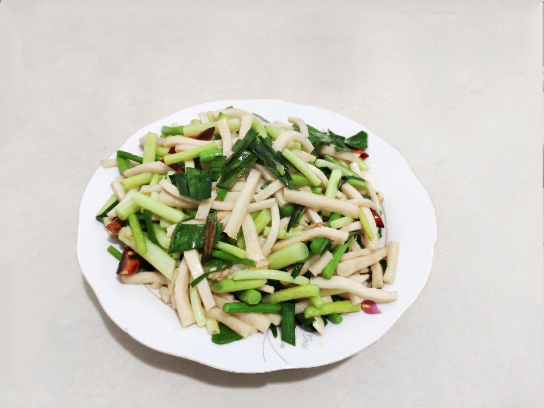 千页豆腐炒芹菜