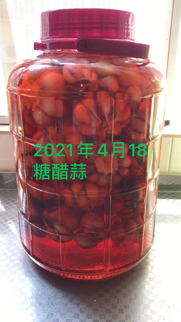大红浙醋泡的糖醋蒜