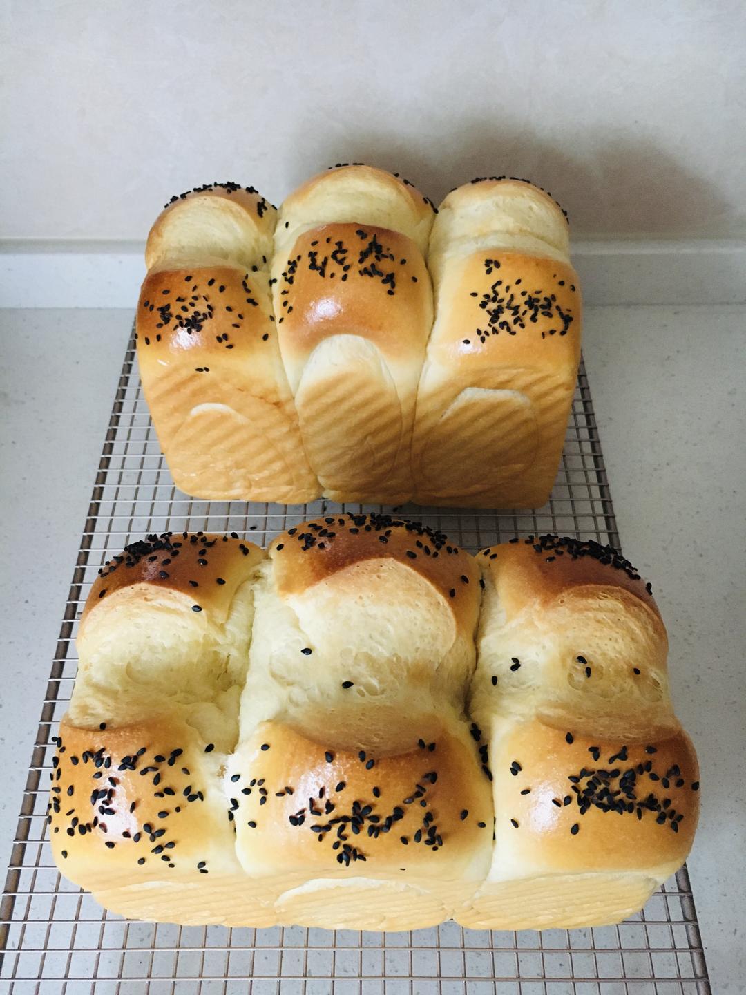 纯奶手撕吐司的做法 步骤1