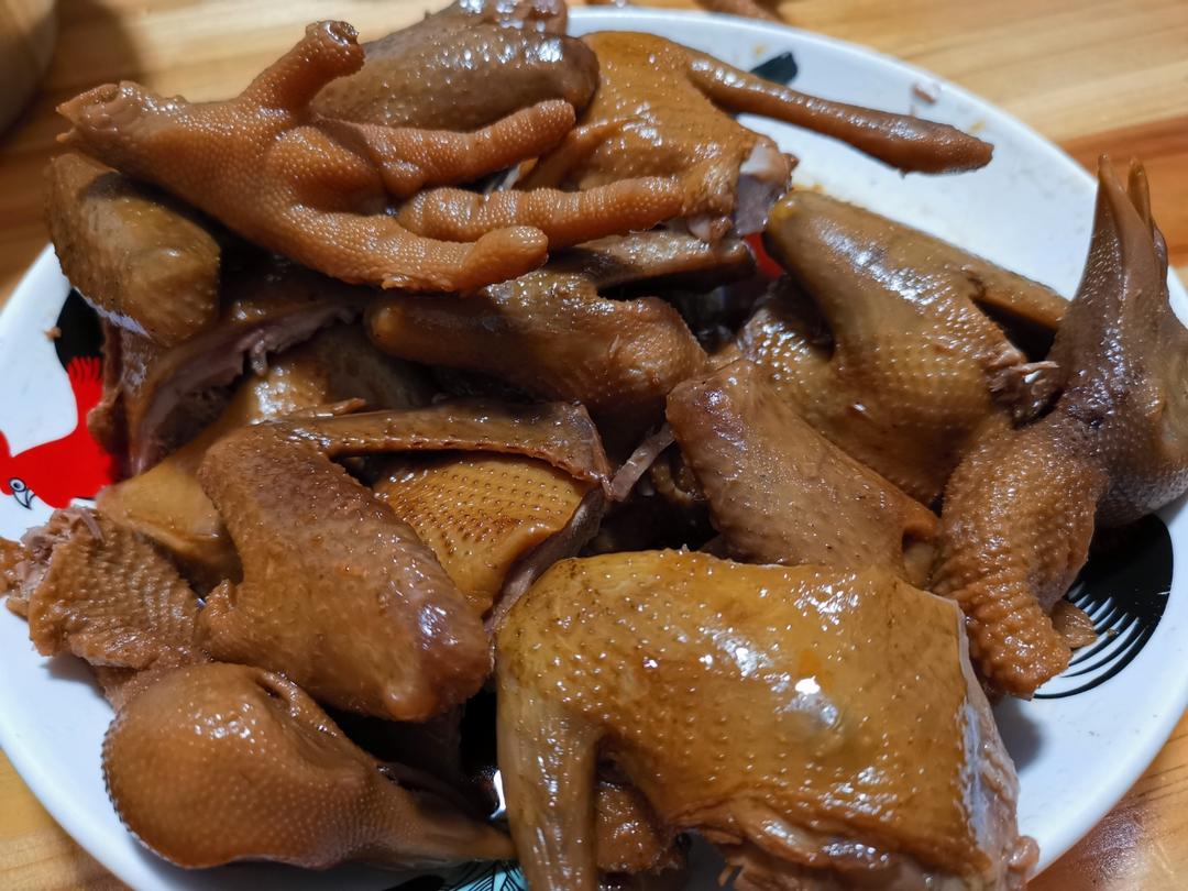 豉油皇乳鸽
