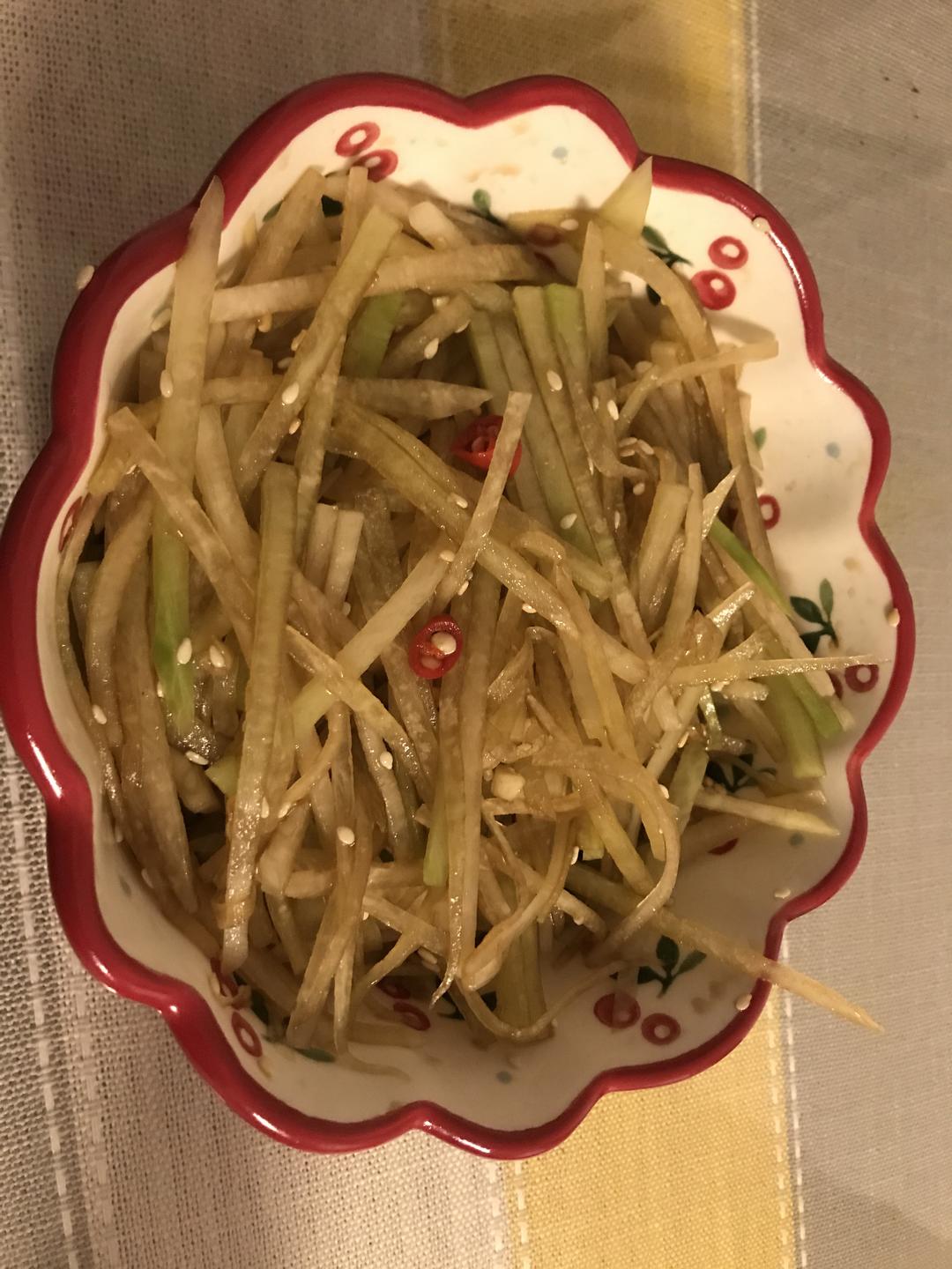 凉拌山东沙窝萝卜