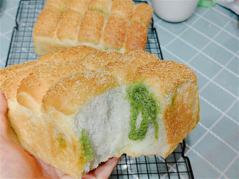 抹茶奶酥小金砖（70%中种吐司）