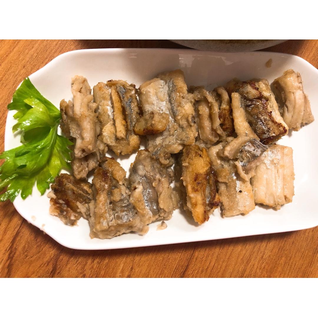 【香煎带鱼】附送超多煎鱼技巧~