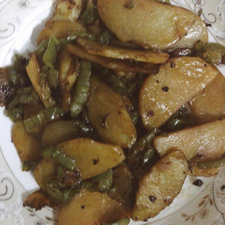 土豆辣子