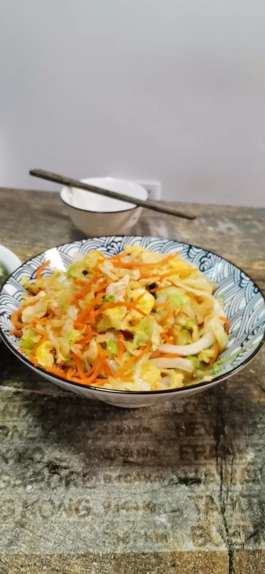 包菜丝炒蛋