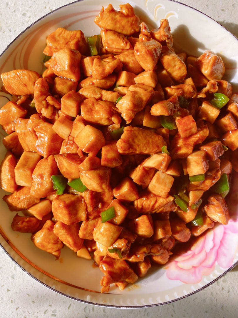 巨下饭的鸡丁杏鲍菇，❗️好吃到转圈