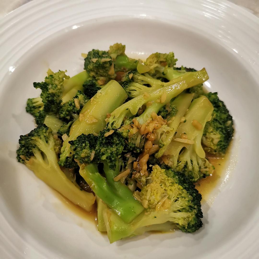 蚝油蒜蓉西兰花