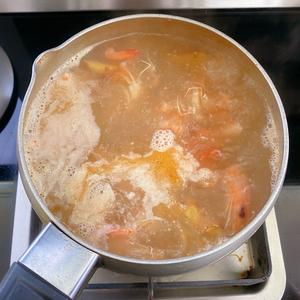 夏季海鲜粥的做法 步骤5