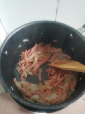 火腿圆白菜洋葱汤的做法 步骤4