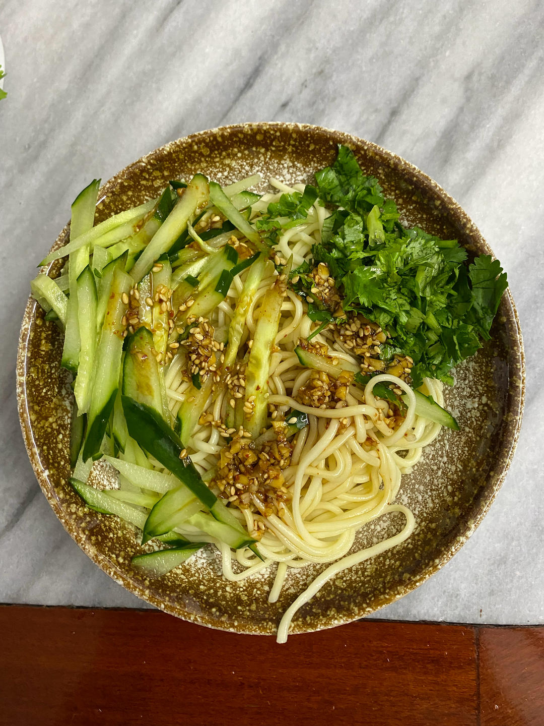 酸辣爽口的凉拌面！保证吃一次就上瘾