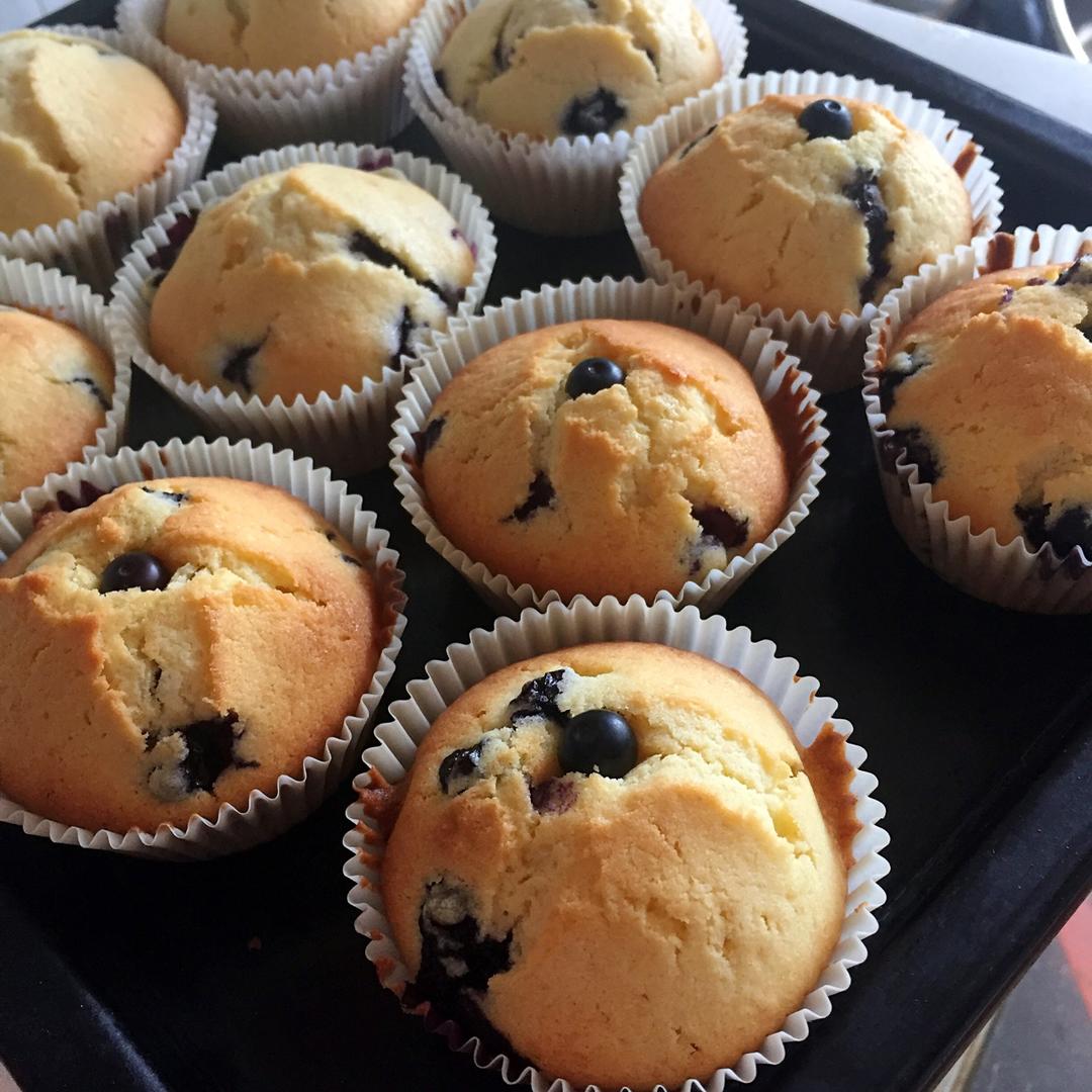 蓝莓玛芬蛋糕 Blueberry Muffin