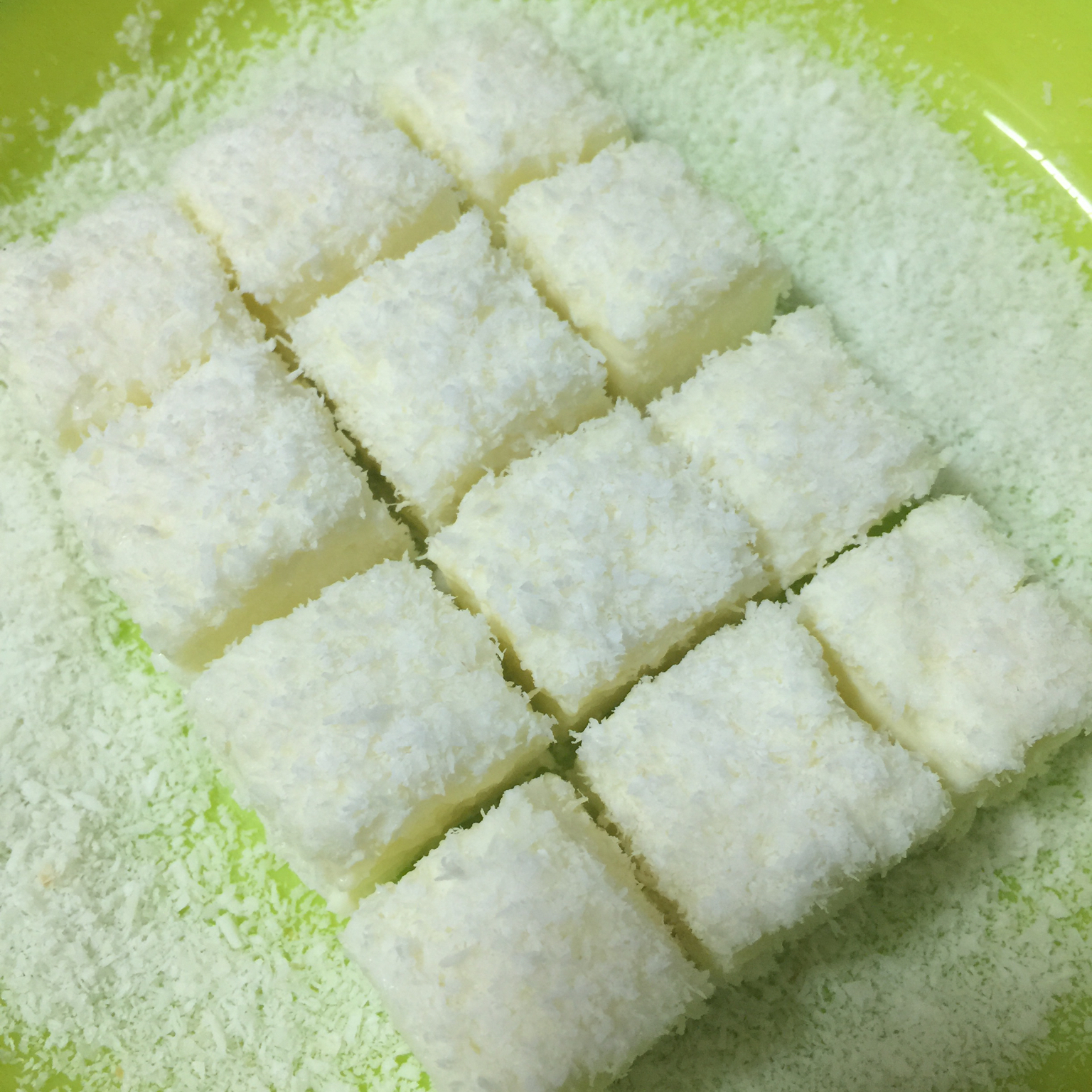 椰蓉牛奶小方