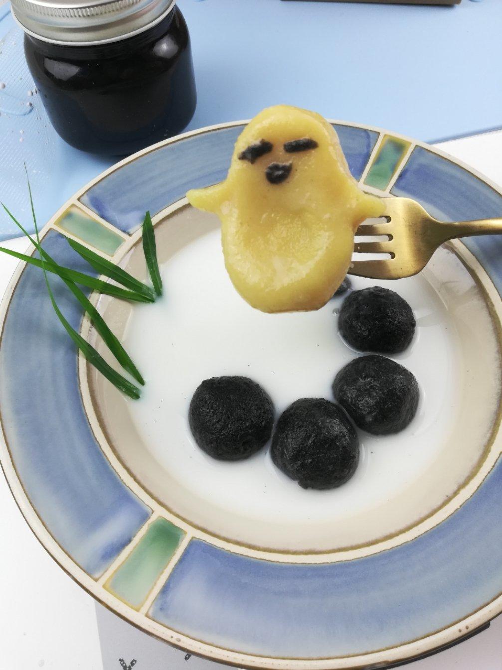 懒蛋糯米团子