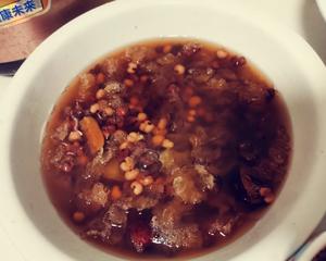 养生粥—红豆薏米银耳粥的做法 步骤7