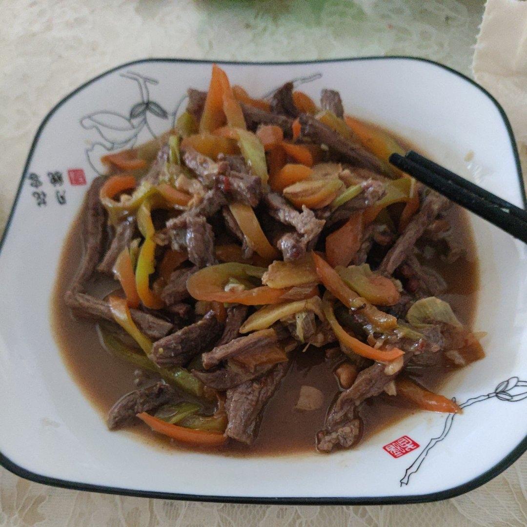 小炒青椒牛肉