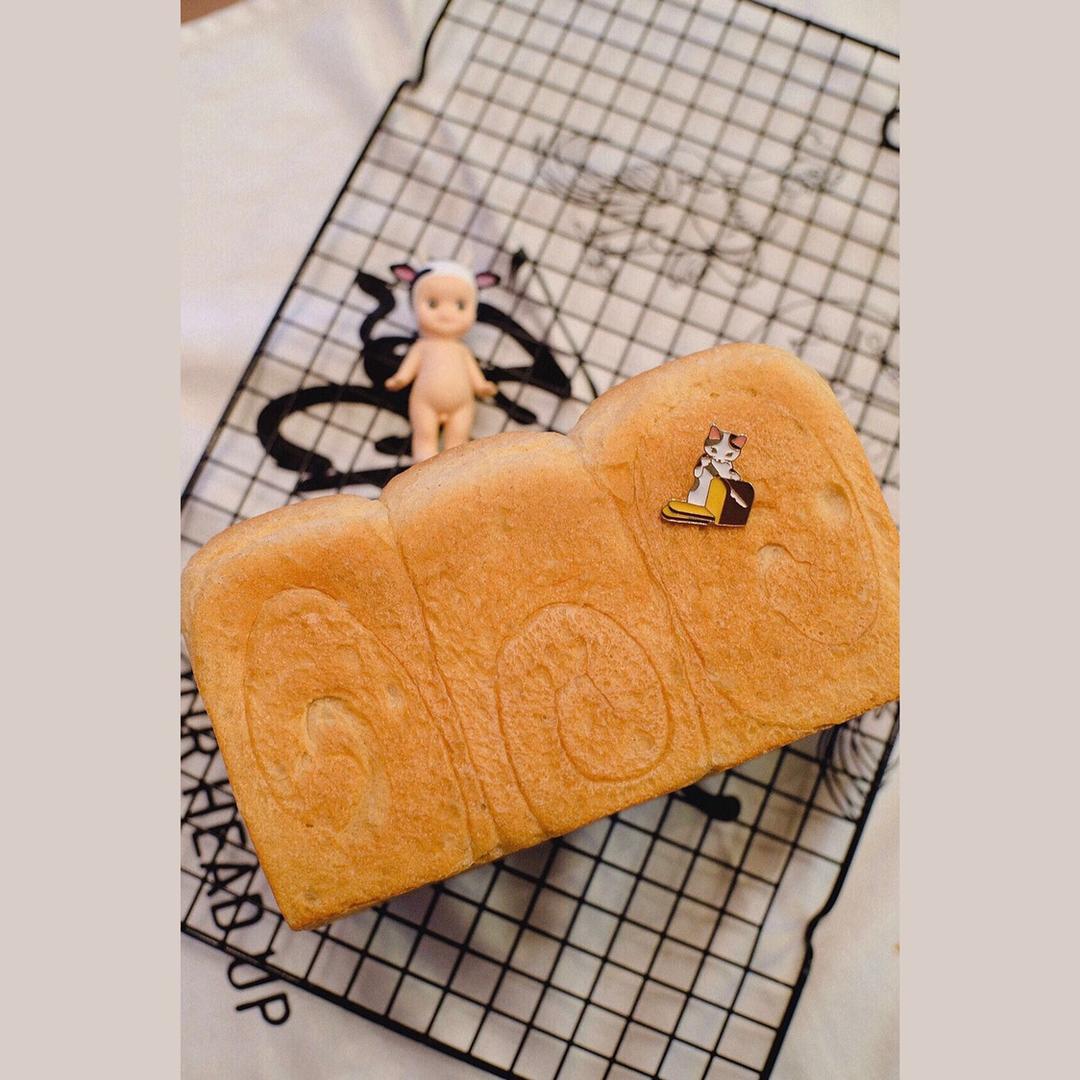 纯奶手撕吐司的做法 步骤1