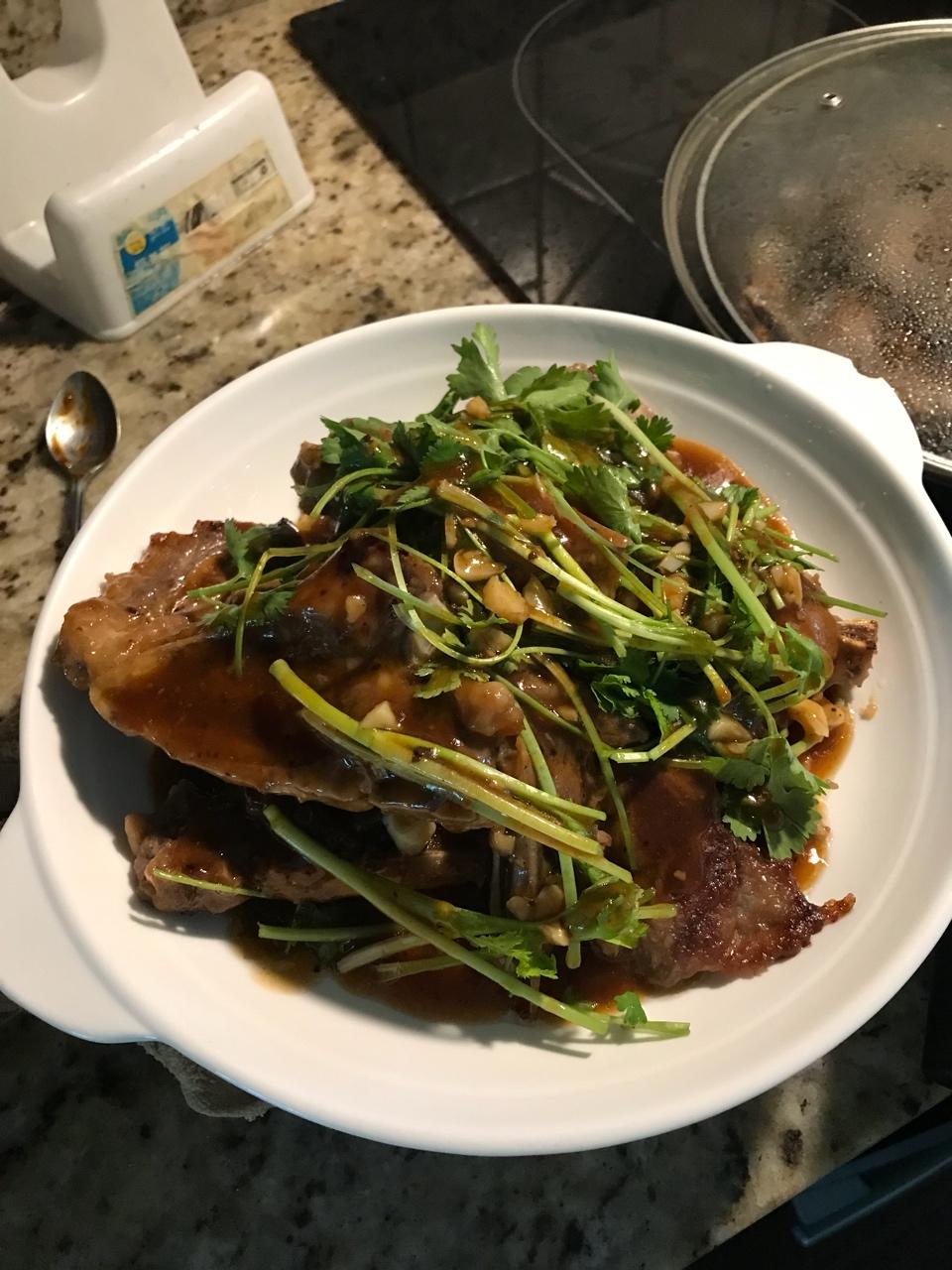 蘑菇汁煎羊肩