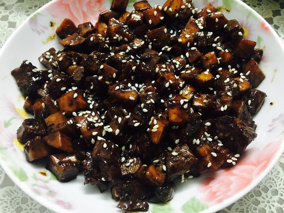 黑胡椒杏鲍菇牛肉粒