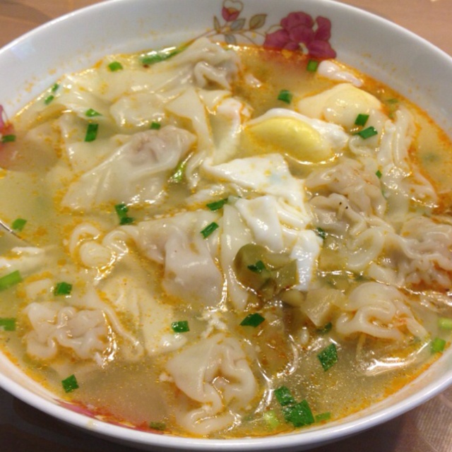 鸡汤小馄饨