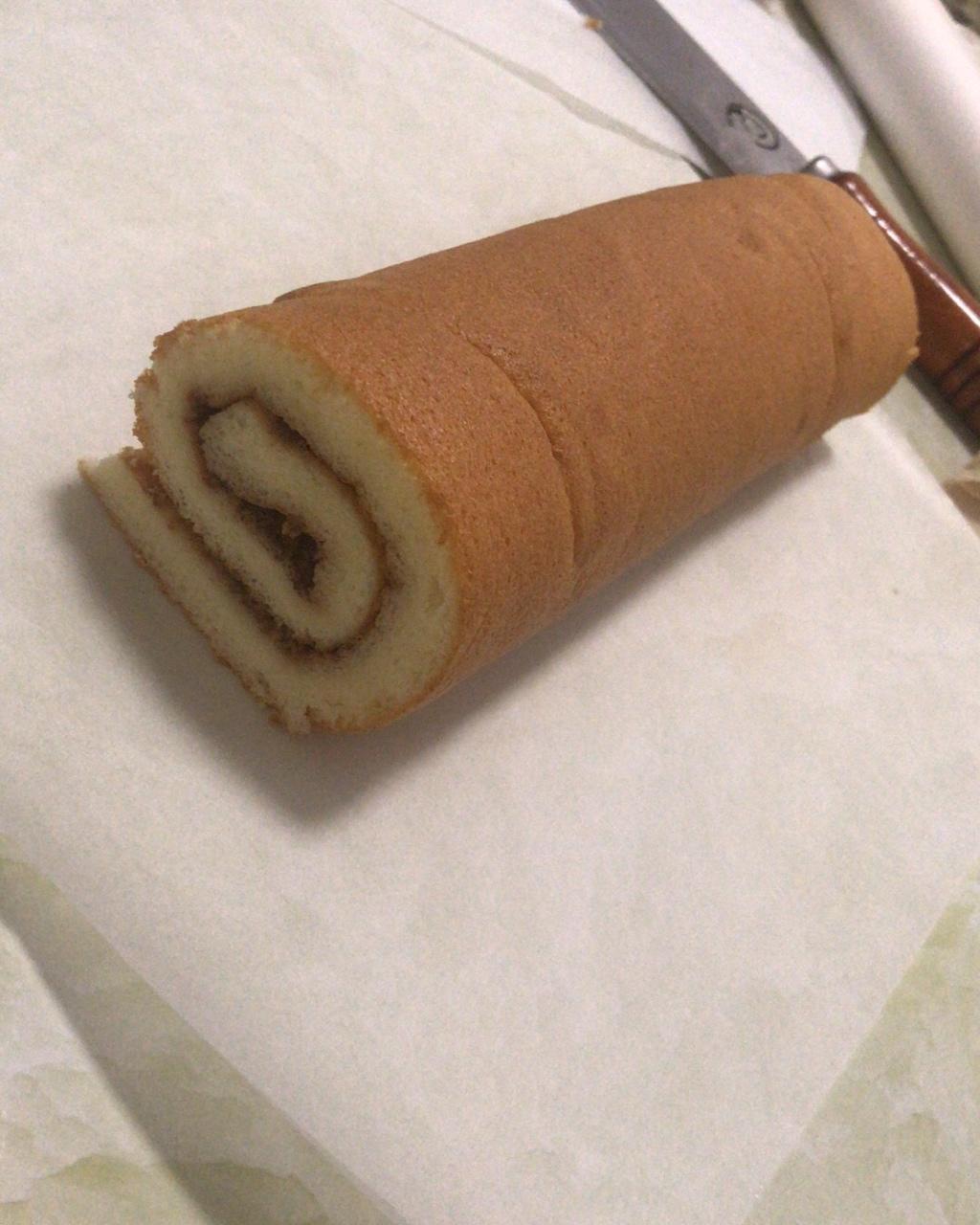 《Tinrry下午茶》教你做基础原味蛋糕卷
