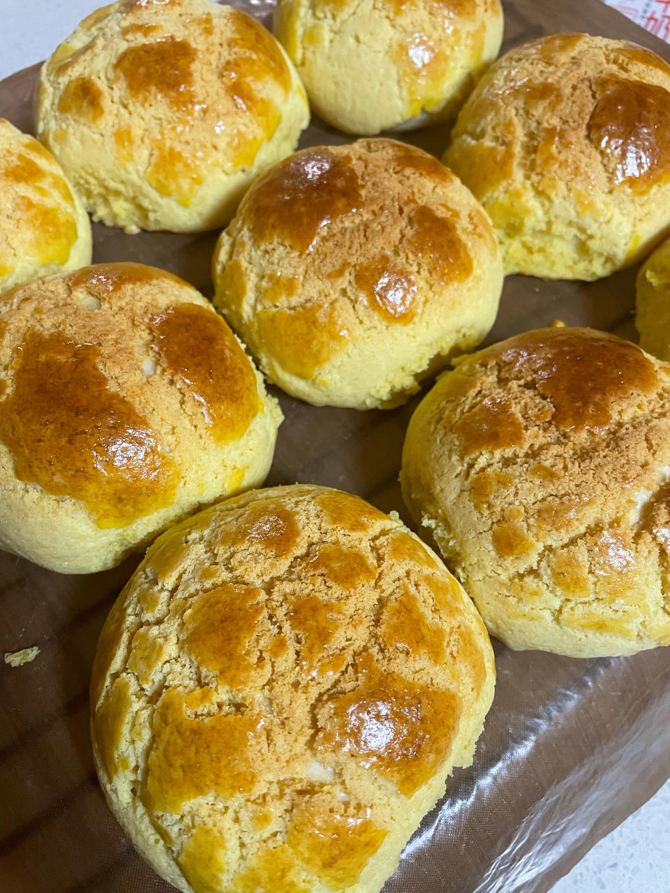 冷了依然酥香的菠萝包