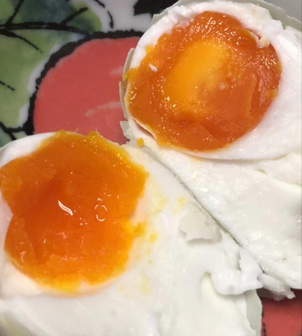 自制咸蛋： 100%出油起沙的咸蛋