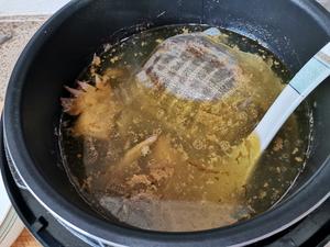 孩子都能做的甲鱼炖鸡汤的做法 步骤8