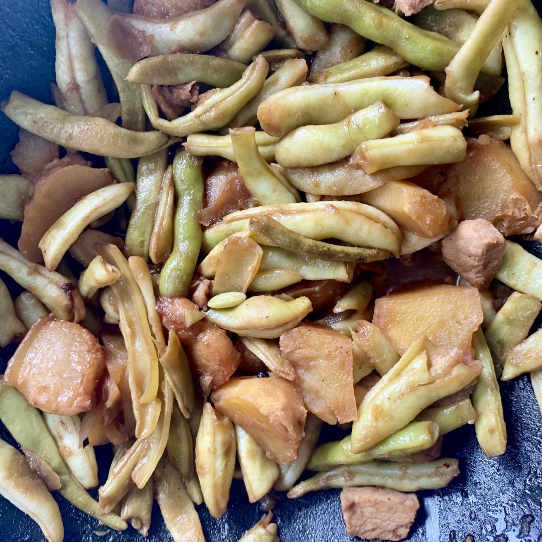 土豆炖豆角