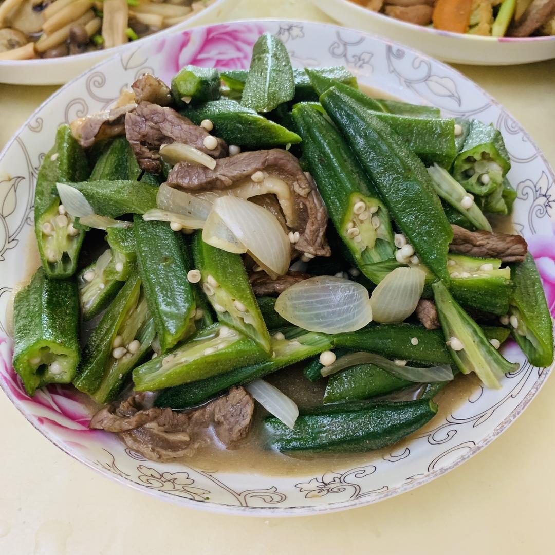 秋葵炒牛肉